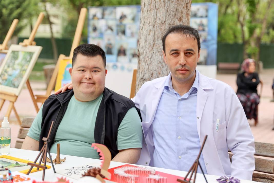 Haftalar içinde ölecekti! Konya'da sanatıyla hastalığı yendi 7